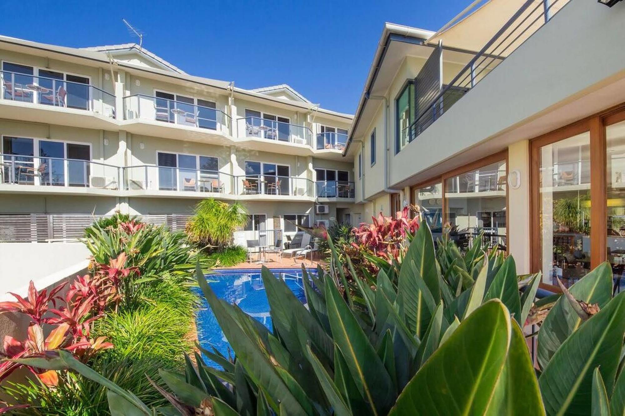 Yamba Beach Motel ภายนอก รูปภาพ