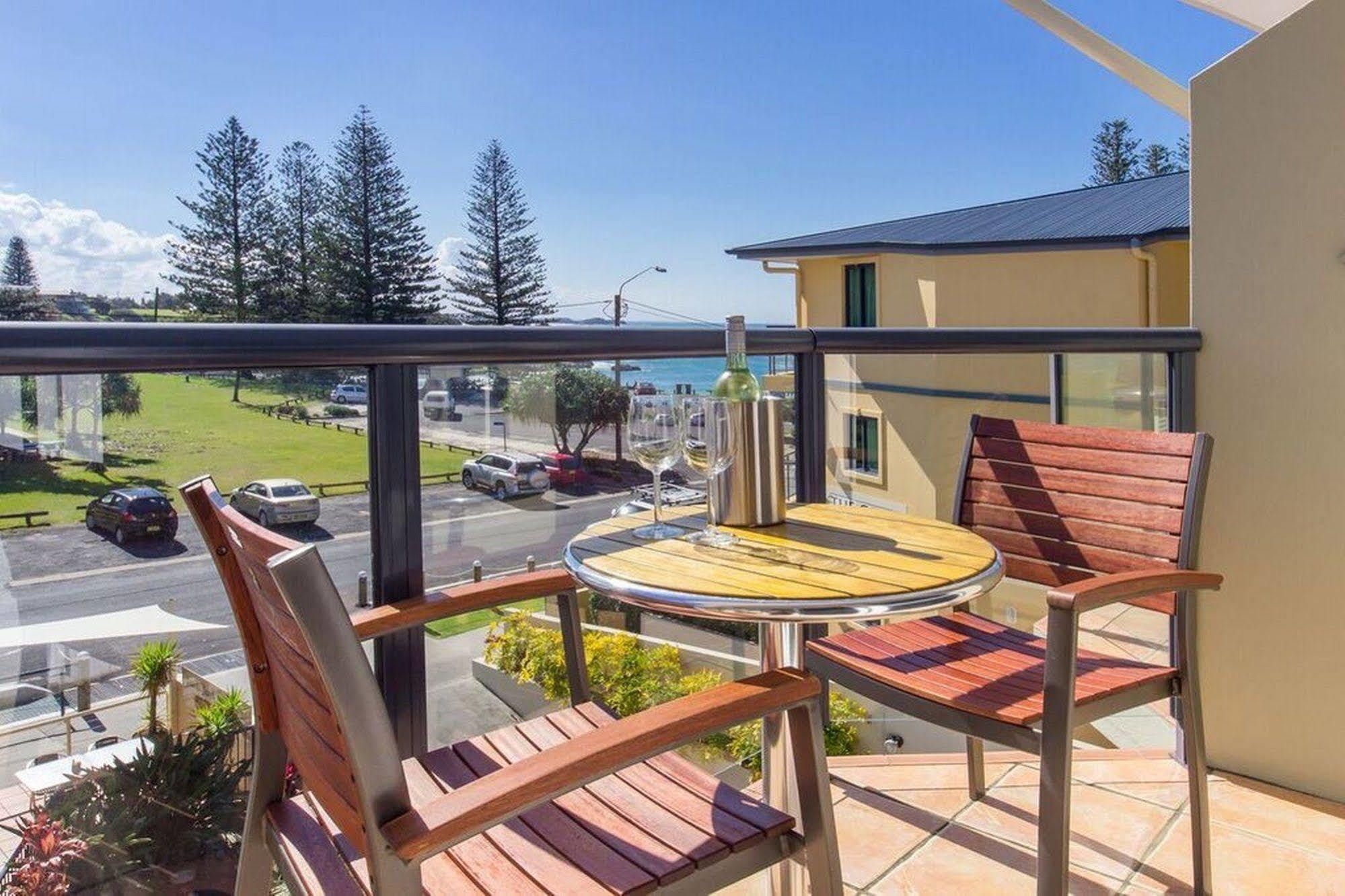 Yamba Beach Motel ภายนอก รูปภาพ