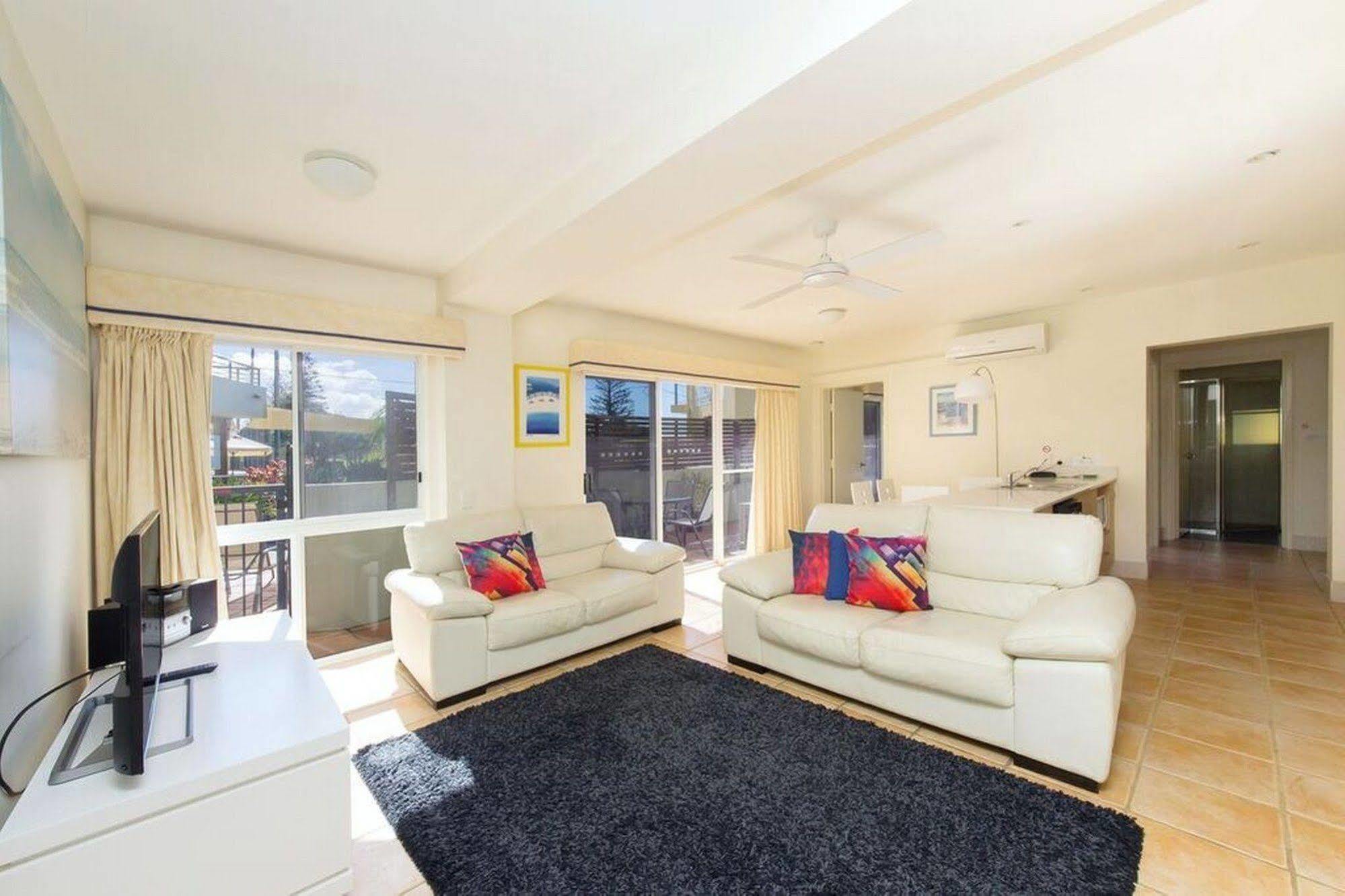 Yamba Beach Motel ภายนอก รูปภาพ